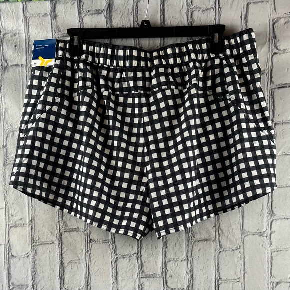 Old Navy Size:2X Women Active  Stretch  Athletic Shorts Black/White 3” Inseam - Picture 10 of 10